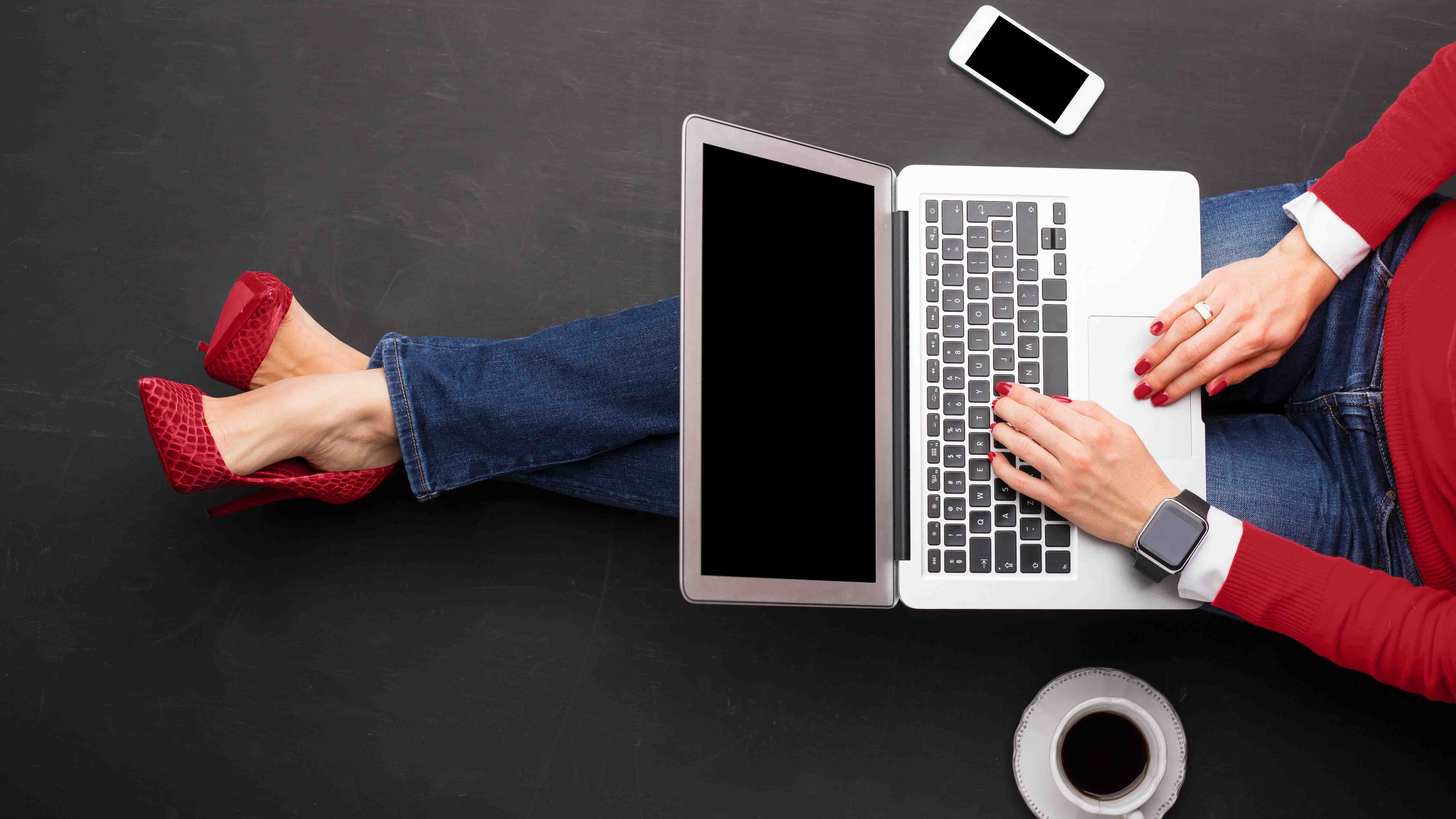 Имидж в социальных сетях. Профессия smm. Ищем smm специалиста. Вакансии смм менеджера удаленно. Менеджер соц сетей.